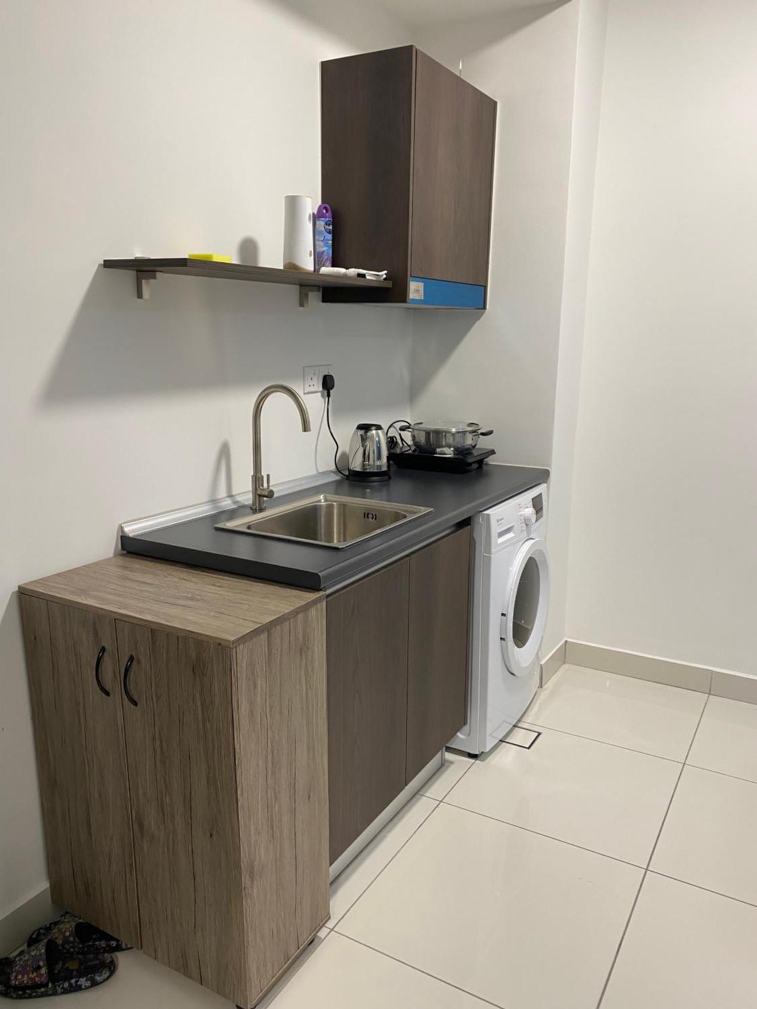 Apartment Edumetro Apartment,subang Jaya By Fieza
